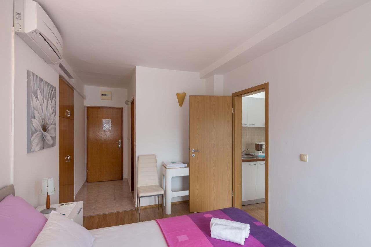 Apartments & Room Eva 슬라노 객실 사진